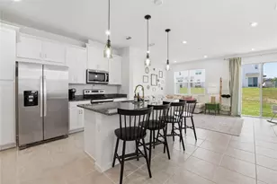 1122 Seaside Mist Trl, Kissimmee, FL 34747 - Photo 4