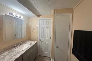 7388 SE Swan Ave, Hobe Sound, FL 33455 - Photo 6
