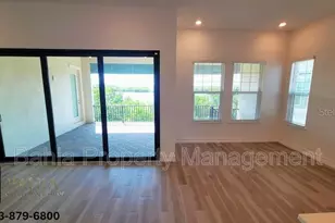 1074 Seagrape Dr, Ruskin, FL 33570 - Photo 10
