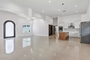 7906 Napoleon St, Orlando, FL 32825 - Photo 8