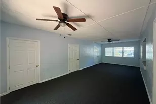 123 NW 26th St, Gainesville, FL 32607 - Photo 2