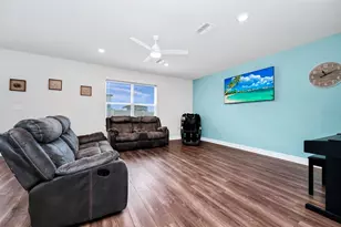 5433 Keaton Springs Dr, Lakeland, FL 33811 - Photo 12