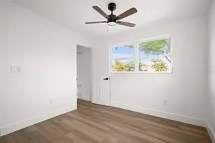 9596 Groveland St, Seminole, FL 33772 - Photo 10