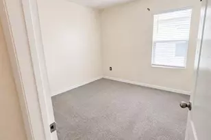 2450 Taloncrest Ct, Eagle Lake, FL 33839 - Photo 6