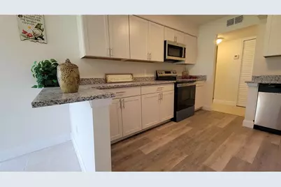4403 S Semoran Boulevard #6, Orlando, FL 32822 - Photo 10