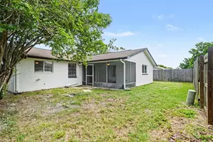 7030 Ingleside Dr, Port Richey, FL 34668 - Photo 16