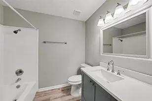 2264 Village Ct, Brandon, FL 33511 - Photo 14