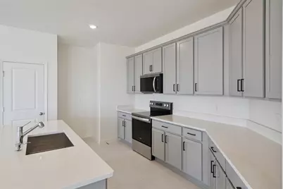 338 Ridgemark Avenue, Groveland, FL 34736 - Photo 8