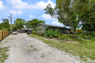 2036 Lake View Ave, Chuluota, FL 32766 - Photo 8