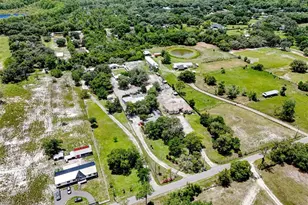 2036 Lake View Ave, Chuluota, FL 32766 - Photo 2