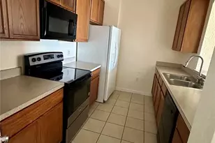 6402 Cava Alta Dr, Orlando, FL 32835 - Photo 4