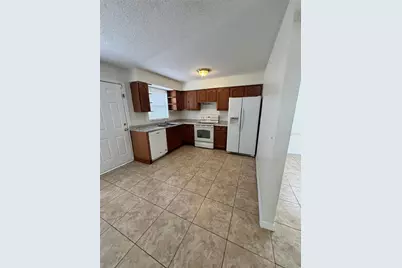 5693 Tulip Avenue, Orlando, FL 32839 - Photo 10