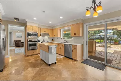 180 Springwood Trail, Altamonte Springs, FL 32714 - Photo 8