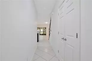 2905 Sunstone Dr, Kissimmee, FL 34758 - Photo 4