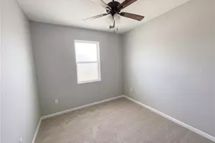 2526 W End Dr, Saint Cloud, FL 34772 - Photo 8
