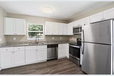 5331 5th Street, Zephyrhills, FL 33542 - Photo 14