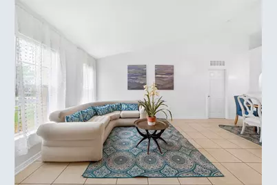 2589 Hunley Loop, Kissimmee, FL 34743 - Photo 2