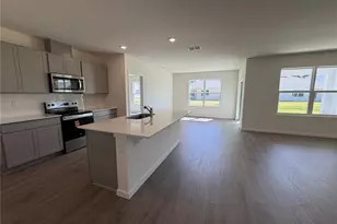 1004 Champion Ridge Dr, Daytona Beach, FL 32124 - Photo 2