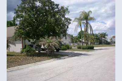 1026 Lake Davenport Boulevard, Davenport, FL 33897 - Photo 2