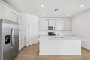 4665 Barberry Ave, Lakeland, FL 33811 - Photo 12