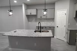 802 Marvin C. Zanders Ave, Apopka, FL 32703 - Photo 6