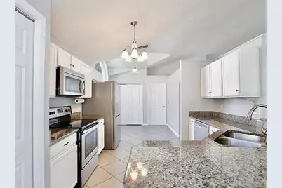654 King Harold Court, Oviedo, FL 32765 - Photo 6