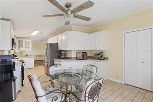 2473 Independence Ln, Saint Cloud, FL 34772 - Photo 12
