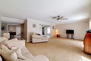 5020 The Oaks Cir, Orlando, FL 32809 - Photo 10