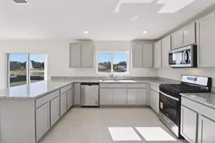 9775 Carson Wy, Leesburg, FL 34788 - Photo 2