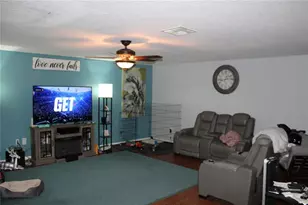 109 Cabrillo Dr, Groveland, FL 34736 - Photo 4