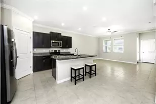 31604 Blue Passing Loop, Wesley Chapel, FL 33545 - Photo 8