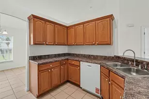 521 Eagle Ct, Kissimmee, FL 34759 - Photo 6