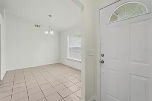 521 Eagle Ct, Kissimmee, FL 34759 - Photo 4