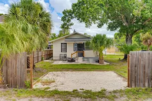 2418 2nd Ave S, Saint Petersburg, FL 33712 - Photo 20