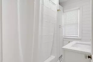 2418 2nd Ave S, Saint Petersburg, FL 33712 - Photo 44