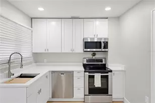 2418 2nd Ave S, Saint Petersburg, FL 33712 - Photo 38