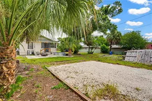 2418 2nd Ave S, Saint Petersburg, FL 33712 - Photo 18