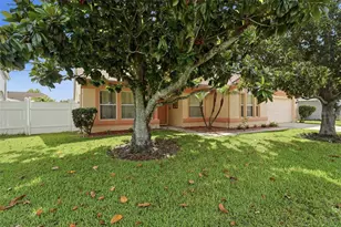 2431 Rolling Broak Dr, Orlando, FL 32837 - Photo 4