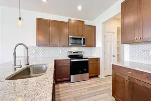 10001 Eagle Rock Aly, Orlando, FL 32832 - Photo 4