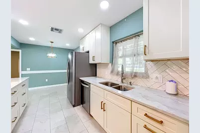 1534 Leeway Avenue, Orlando, FL 32810 - Photo 12