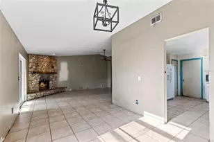 553 Mellowood Ave, Orlando, FL 32825 - Photo 8