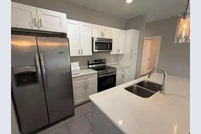 105 Zinnia Lane W, Kissimmee, FL 34759 - Photo 6