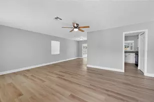 923 Henderson St, Deltona, FL 32725 - Photo 6