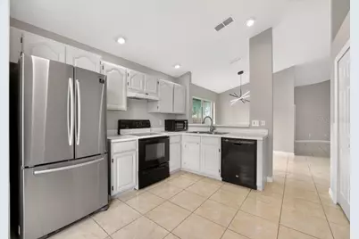 2674 Newbolt Drive, Orlando, FL 32817 - Photo 2