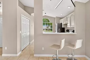 2674 Newbolt Dr, Orlando, FL 32817 - Photo 4