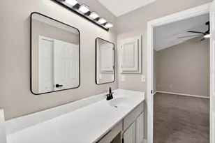 2674 Newbolt Dr, Orlando, FL 32817 - Photo 42