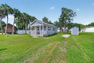 226 Flamingo Dr, Cocoa, FL 32926 - Photo 2