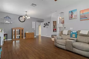 8483 Pinetop Ridge Ln, Brooksville, FL 34613 - Photo 4