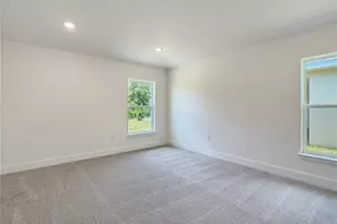 7648 Bent Tree Loop, Saint Cloud, FL 34771 - Photo 8