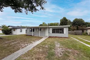 917 Golden Rule Ct N, Lakeland, FL 33803 - Photo 16